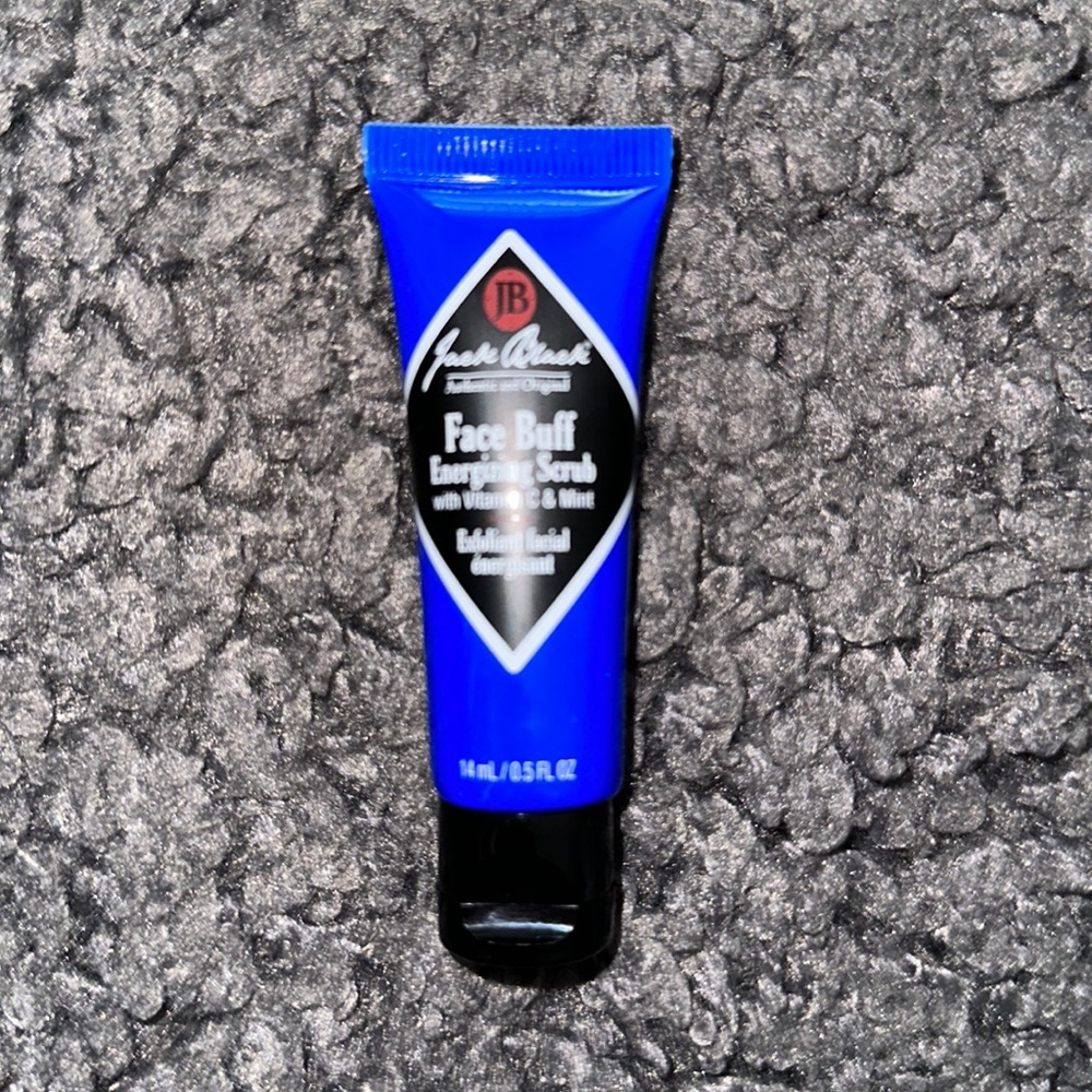 Jack Black face buff energizing scrub with vitamin C and mint exfoliant facial